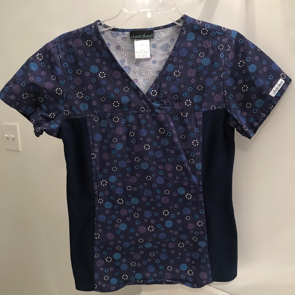 👩🏼⚕️Cherokee Scrub Top👩🏼⚕️ - Picture 2 of 5